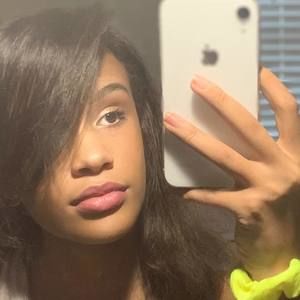 Meet your Posher, Zhania